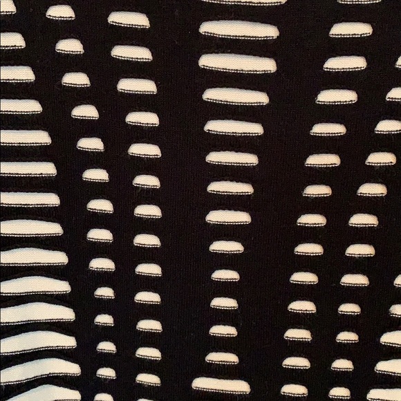 Express sweater - Picture 2 of 2